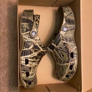 Camouflage Crocs
